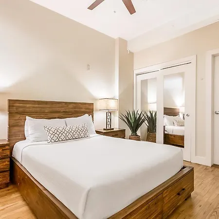 Beautiful Condos Steps From French Quarter And Bourbon St New Orleans Exterior photo